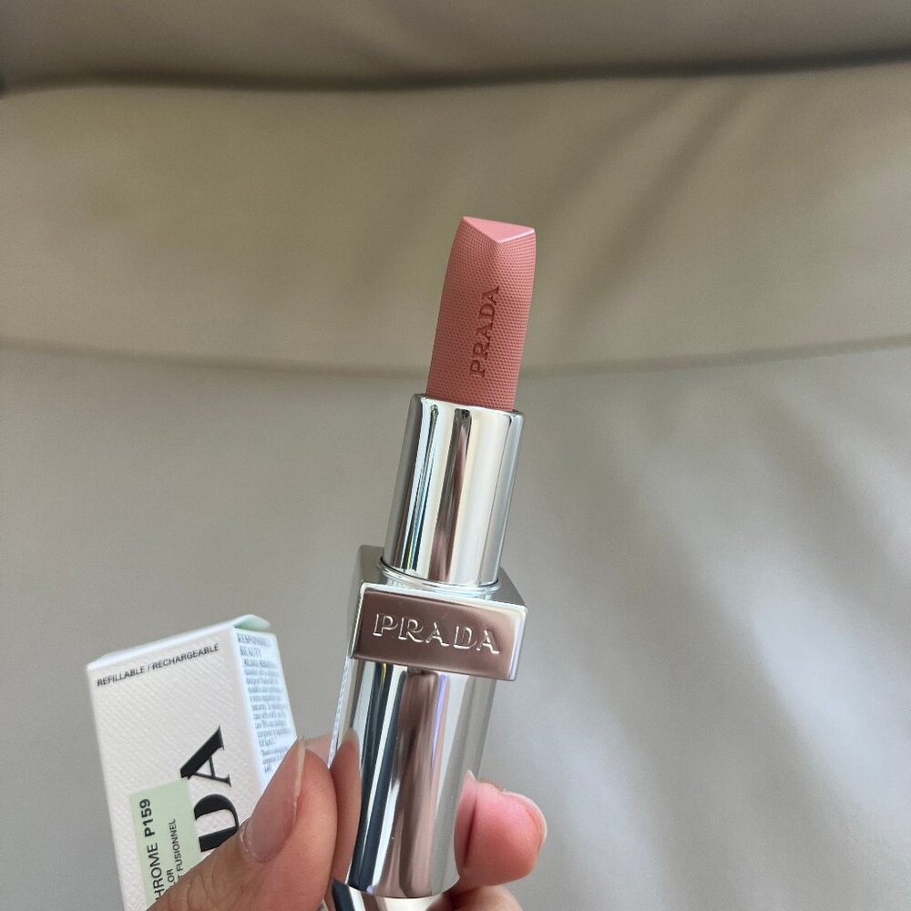 [NEW] Prada Beauty Monochrome Soft Matte Shade P159 Nudo Warm Nude
